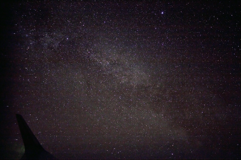Milchstraße beim Polarlicht-Flug am 25.03.2017